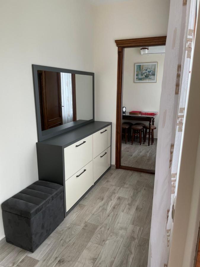 Temo Guest House 10 Batumi Exteriör bild